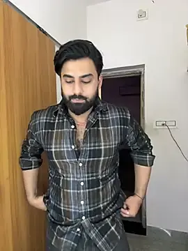 Stripchat Sex Chat of Royalboy_03