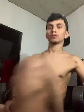 Stripchat Best live sex cam show of gabrielzinnnn085