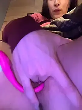 Stripchat Private Sex Chat of Holly_Play