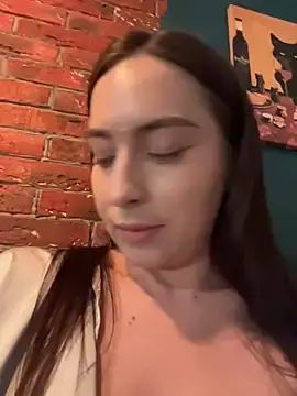 Stripchat Live Porn of Holly_Play