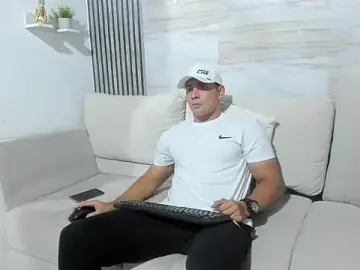 Stripchat Adult Webcam of dylan_viper