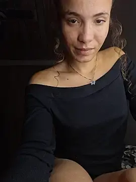 Stripchat Adult Webcam of PocaHontas2026