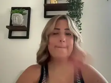 Stripchat Adult Webcams of MsBelleWarick