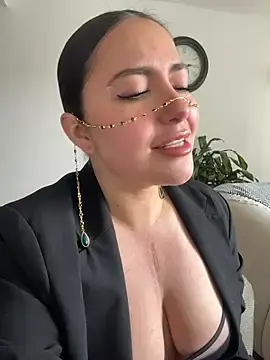 Stripchat Sex Chat of sukhakunis1