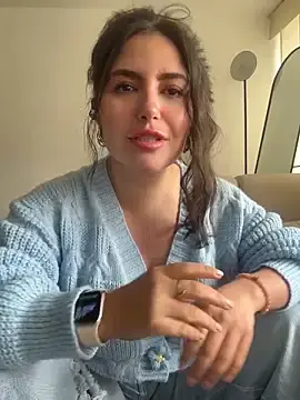 Stripchat Best live sex cam show of sukhakunis1