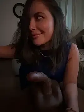 Stripchat Nude Webcam of sukhakunis1