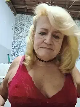 Stripchat Adult Webcam of Belladama61