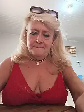 Stripchat Adult Webcams of Belladama61