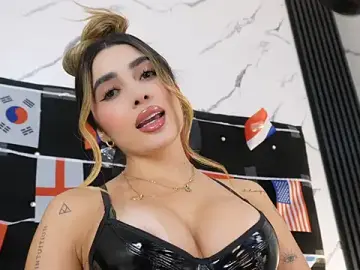 Stripchat Free Live Porn of Annyy_Rosse