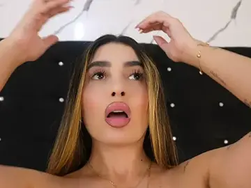 Stripchat Sex Cam of Annyy_Rosse