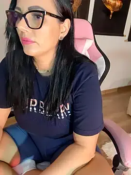 Stripchat Free Porn Cam of ReiyaRey