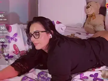 Stripchat Free Porn Cam of ReiyaRey