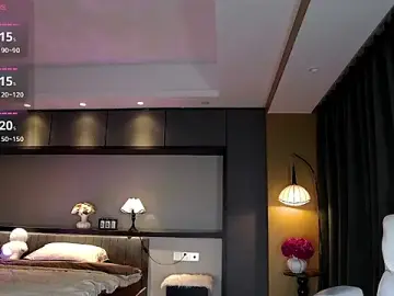 Stripchat Nude Webcam of AYW-21