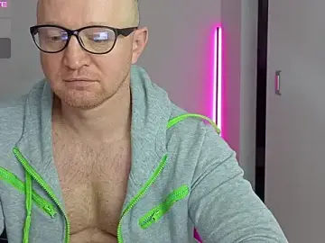 Stripchat Free Porn Cam of kevintyler69