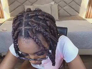 Stripchat Live Sex Cam of Raquel_jones