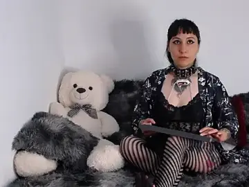 Stripchat Live Sex Cam of x_lilith_
