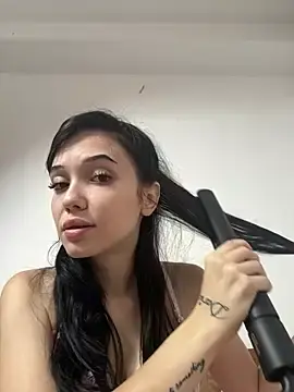 Stripchat Adult Webcam of icedrosemarye