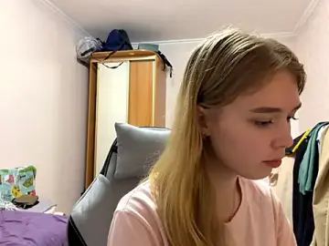 Stripchat Live Sex Cam of HebrewRiding