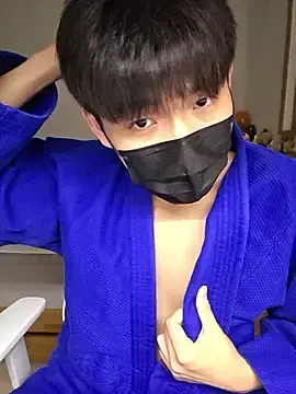 Stripchat Free Porn Cam of 07kkikki
