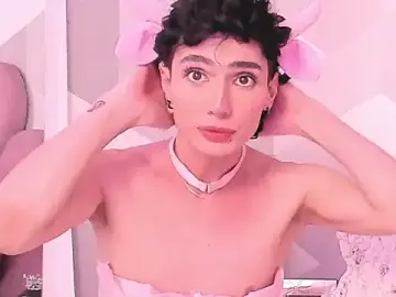 Stripchat Sex Cam of KylieMonnett