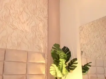 Stripchat Best live sex cam show of GinaSalanne