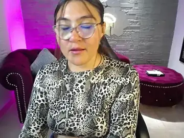Stripchat Best Webcam of conniejames_m