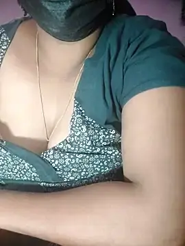 Stripchat Adult Webcams of mallu_bindhu
