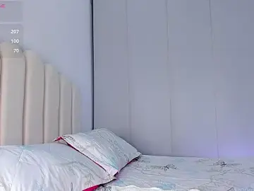 Stripchat Watch Live Sex Cams of Amira-Zahra