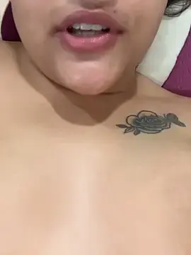 Stripchat Live Sex Cam of Rosy_BabyDoll