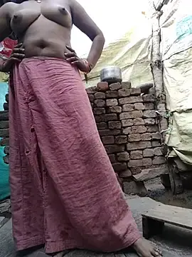 Stripchat Live Sex Cam of Cutee_Jaan