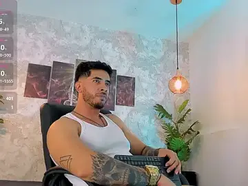 Stripchat Sex Cam of Nate_franco