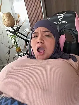 Stripchat Live Porn of sweetmuslim01