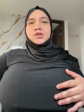 Stripchat Free Live Porn of sweetmuslim01
