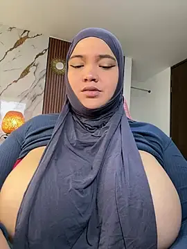 Stripchat Free Porn Cam of sweetmuslim01