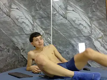 Stripchat Adult Video Chat of NoahWalker__