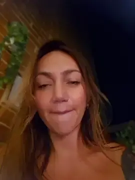 Stripchat Free Live Porn of Nina_velvet01