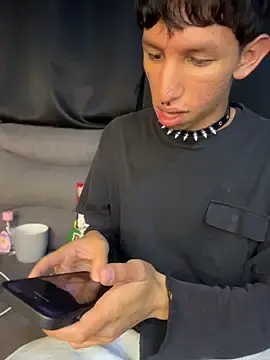 Stripchat Sex Cam of Noah-fire