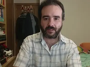 Stripchat Adult Webcam of curiosillo83