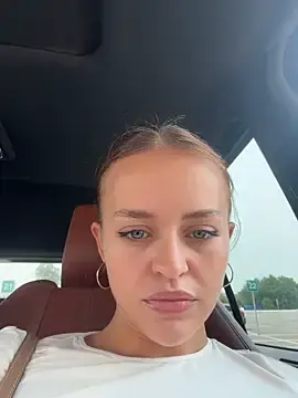 Stripchat Free Porn Cam of AngelinaTeller
