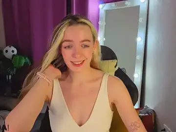 Stripchat Sex Cam of R0cket_bunny