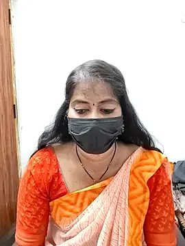 Stripchat Sex Cam of tamil_Sigappu_Roja