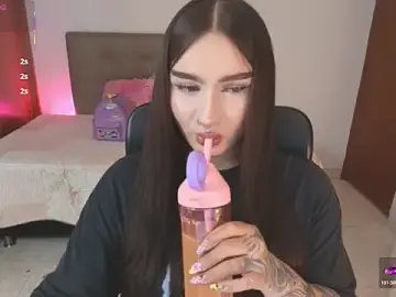 Stripchat Sex Cam of Miley_Baker