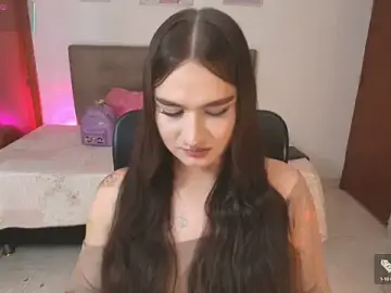 Stripchat Free Porn Cam of Miley_Baker