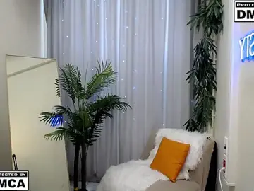 Stripchat Watch Live Sex Cams of KRISTY_01
