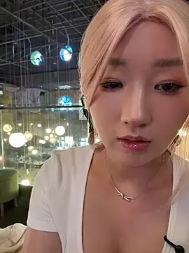 Stripchat Free Porn Cam of winter11