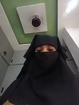 Stripchat Free Live Porn of Aafreen_36