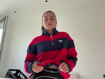 Stripchat Live Porn of IraidaArvayo