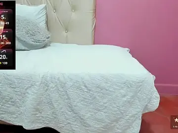 Stripchat Best live sex cam show of LorenaxxHot
