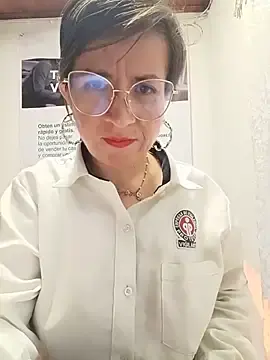 Stripchat Live Porn of Valentina--1