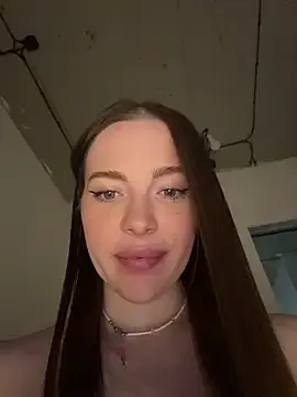 Stripchat Sex Cam of -SweetDi-
